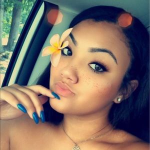 Meet your Posher, Ciana